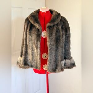 Vintage 1960s Regina Glenara Glenoit Faux Fur Cape Sears USA Brown Capelet S M